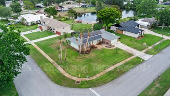 800 Black Duck Dr in Port Orange, FL - Building Photo