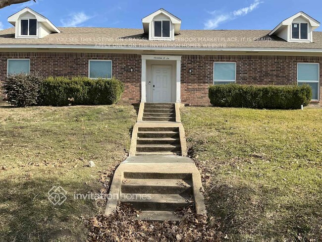 property at 1706 Surrey Ct