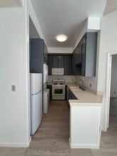 6140 Monterey Rd, Unit 418 on the Top Floor in Los Angeles, CA - Building Photo - Building Photo