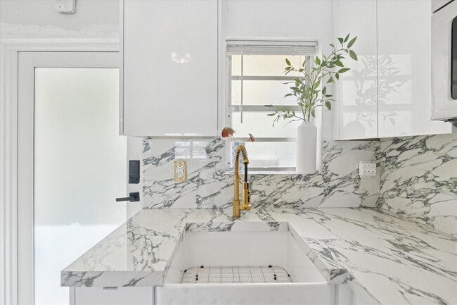 property at 851 Meridian Ave