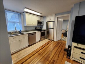 115 N Main St in Southington, CT - Building Photo - Building Photo