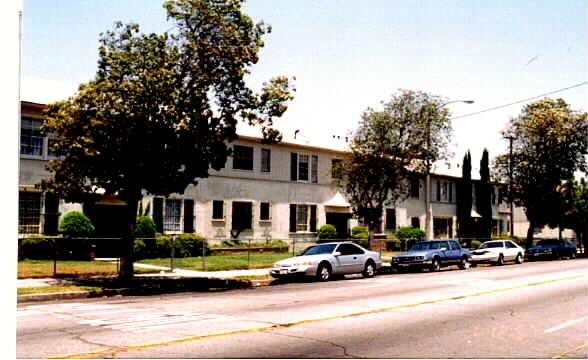 Bonnie Brae Village in Los Angeles, CA - Building Photo - Building Photo