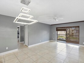 4147 NW 90th Ave in Coral Springs, FL - Building Photo - Building Photo