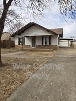 540 W Lynn St in Slaton, TX - Building Photo