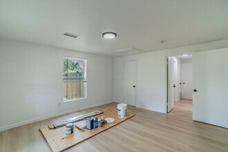 1208 Dan Gould Dr in Arlington, TX - Building Photo - Building Photo