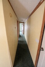 11 Jacob Ln in Craigsville, WV - Foto de edificio - Building Photo