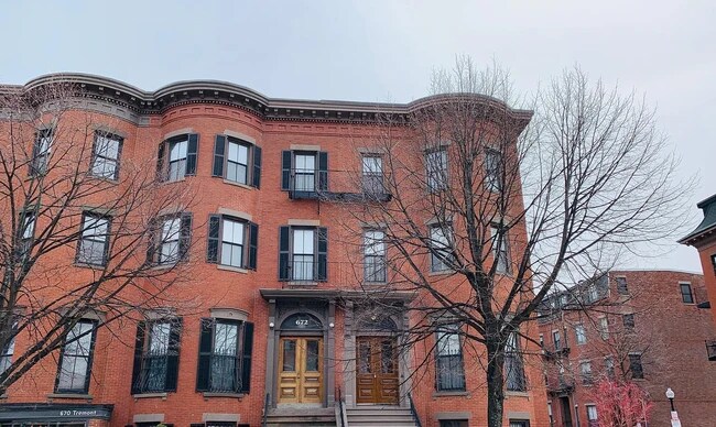 property at 670 Tremont St