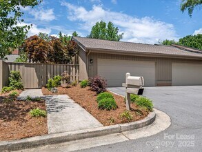 5110 Dunes Ct in Charlotte, NC - Building Photo - Building Photo
