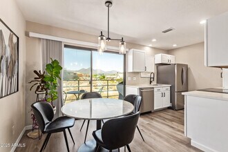 13606 N Hamilton Dr in Fountain Hills, AZ - Building Photo - Building Photo