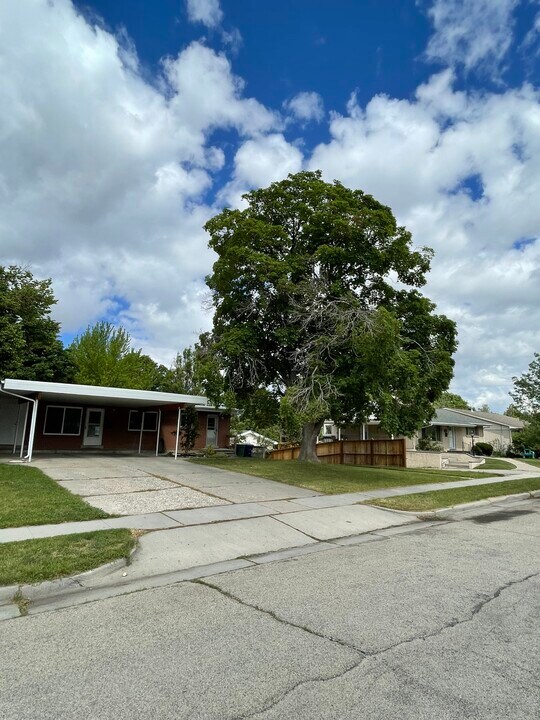 2914 Preston St in Salt Lake City, UT - Building Photo