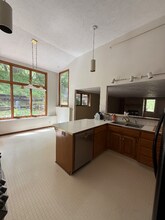1607 Chaput Dr in Bellevue, NE - Building Photo - Building Photo