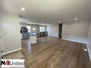 2811 S Lemon St in Sioux City, IA - Building Photo - Building Photo