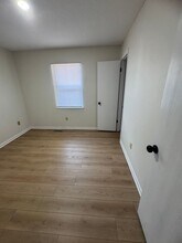 680-682-682 Country Squire Ct in Columbia, MO - Building Photo - Building Photo