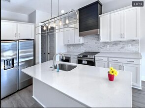 1200 Windsor Sq in Birmingham, AL - Building Photo - Building Photo