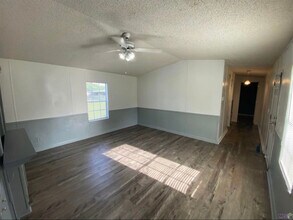 26770 Kelli Dr in Denham Springs, LA - Building Photo - Building Photo