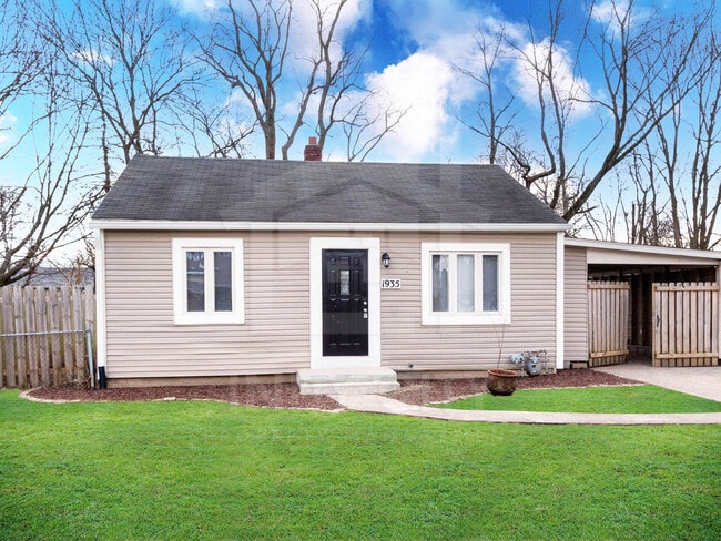 property at 1935 N Tibbs Ave