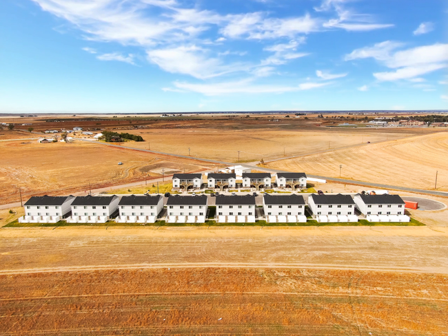 Parkview Commons in Wiggins, CO - Building Photo - Building Photo