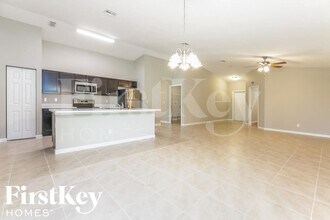 1133 SW Eleuthera Ave in Port St. Lucie, FL - Building Photo - Building Photo