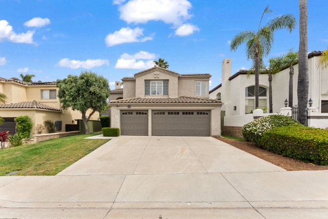 property at 1541 Sapphire Ln