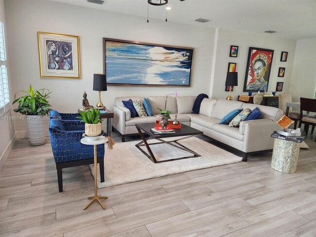 1411 SW 66th Ave in West Miami, FL - Building Photo - Building Photo