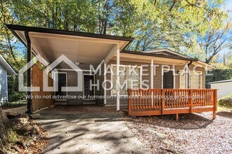 2006 Akron Dr SE in Atlanta, GA - Building Photo - Building Photo