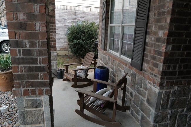 1121 Golden Eagle Ct in Aubrey, TX - Building Photo - Building Photo