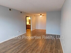 3550 S Harlan St in Lakewood, CO - Building Photo - Building Photo