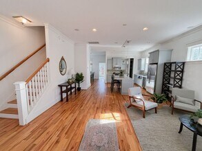 1051 Phillips Park Dr in Mount Pleasant, SC - Building Photo - Building Photo