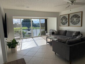 4266 Deste Ct in Greenacres, FL - Building Photo - Building Photo