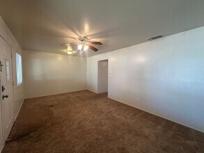 8964 Rosetta Cir in Sacramento, CA - Building Photo - Building Photo