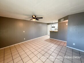 525 E Peppertree Ave in Apache Junction, AZ - Building Photo - Building Photo