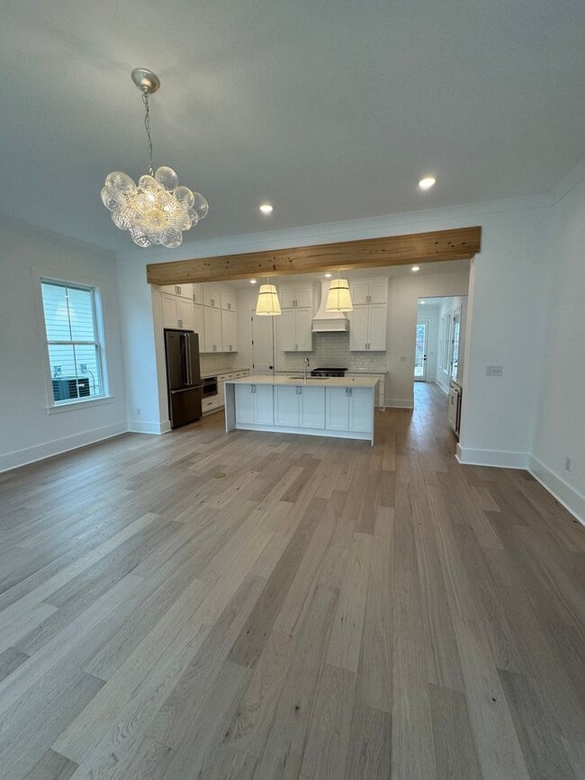 1217 Ivy Rd in Oxford, MS - Foto de edificio - Building Photo