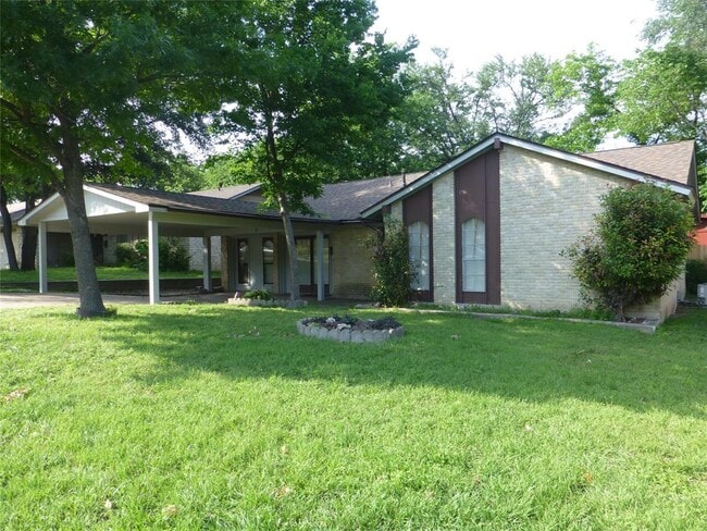 property at 1708 Raven Dr
