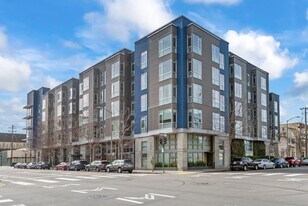 901 Jefferson St, Unit 203 in Oakland, CA - Building Photo
