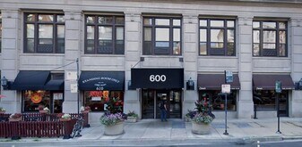 600 S Dearborn St, Unit 2012 in Chicago, IL - Building Photo