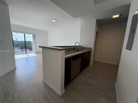 1801 SW 32nd Ave, Unit 501 in Miami, FL - Building Photo