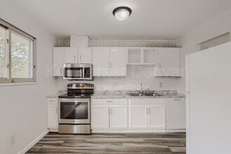 949 Olathe St in Aurora, CO - Building Photo - Building Photo