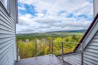 53 Old Stone Way, Unit 3 in Conway, NH - Building Photo - Building Photo