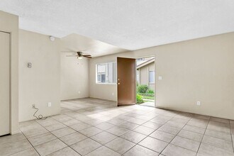7841 Camino Tranquilo in San Diego, CA - Building Photo - Building Photo