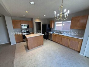11108 Fiesta Park St NW in Albuquerque, NM - Building Photo - Building Photo