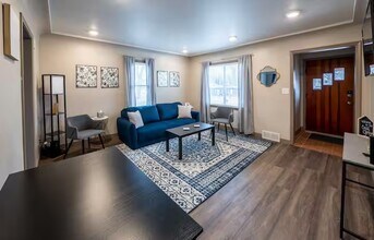 2208 S Covell Ave in Sioux Falls, SD - Building Photo - Building Photo