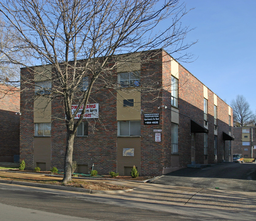 St. Mary's Place in St. Louis, MO - Building Photo