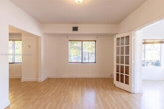 86 NE 50th Terrace in Miami, FL - Building Photo - Building Photo