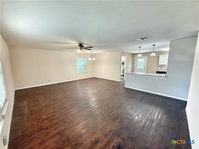 1541 Cologne Dr in New Braunfels, TX - Building Photo - Building Photo