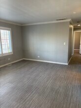 268 Windsor Ct in South Elgin, IL - Building Photo - Building Photo