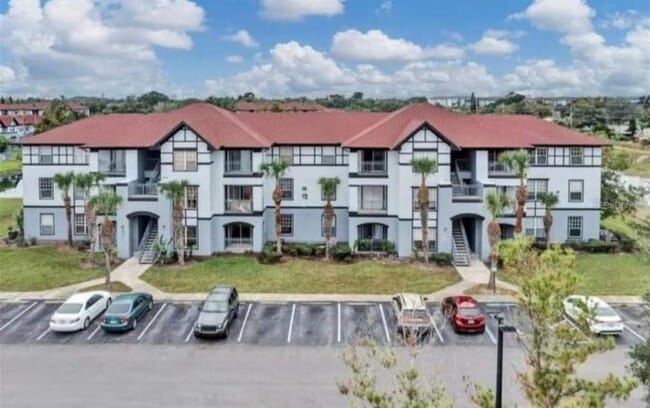 property at 3725 Castle Pines Ln