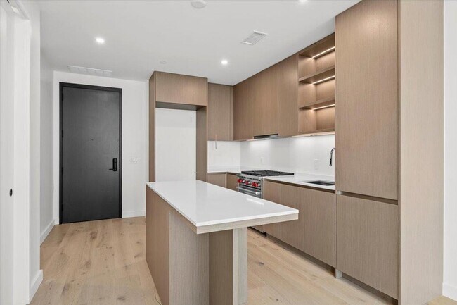 610 Davis St, Unit 1809 in Austin, TX - Building Photo - Building Photo