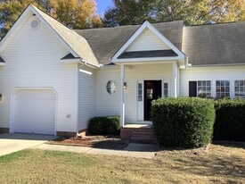 640 Hanska Way in Raleigh, NC - Building Photo