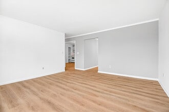 93 Harrison Ave, Unit 2 in North Plainfield, NJ - Building Photo - Building Photo