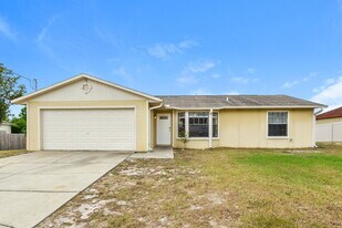 3100 Croton Ave in Deltona, FL - Building Photo